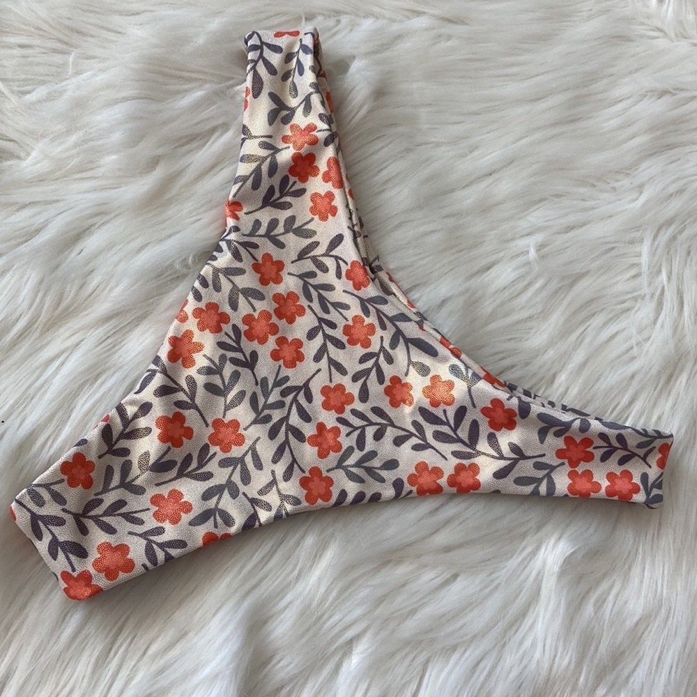 Romwe Floral Cheeky Bikini Bottoms Sz S NWOT